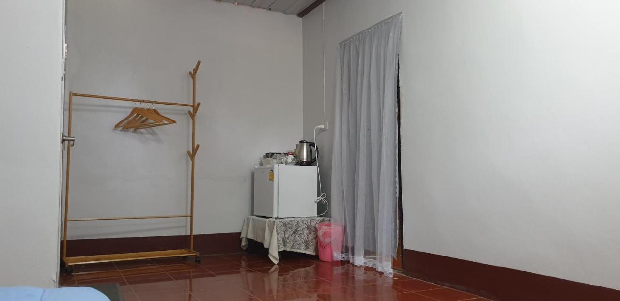 Hotel Reindeer House Wat Chedi Sichon Zewnętrze zdjęcie